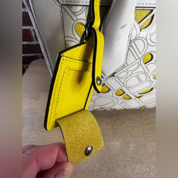 RARE HENRI BENDEL Rivington XL Tote Yellow & White - Picture 2 of 16